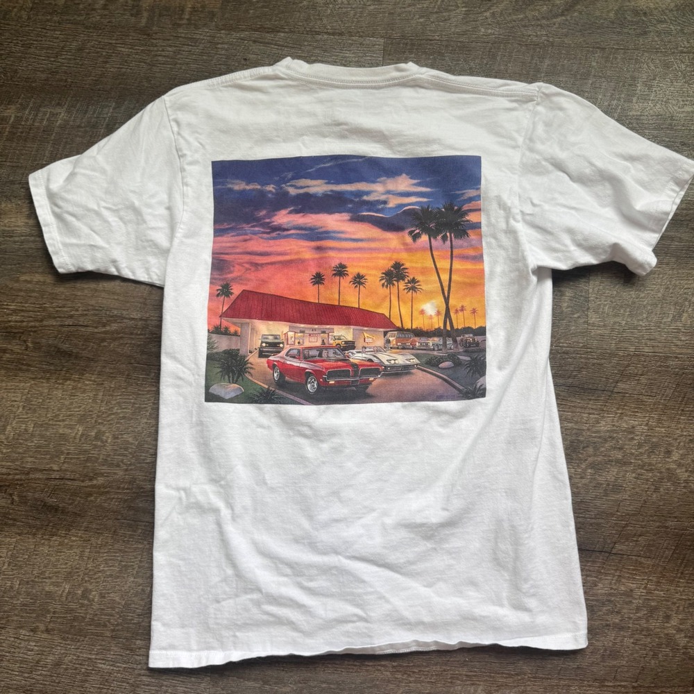In-N-Out Burger Arizona Graphic T-Shirt Medium Regular White Sunset Car Scene